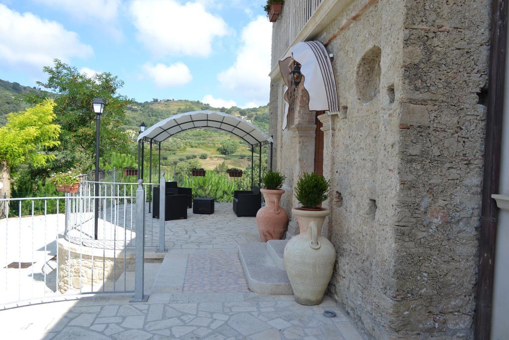 Agriturismo U Casinu dà Scala Campora San Giovanni Exterior foto